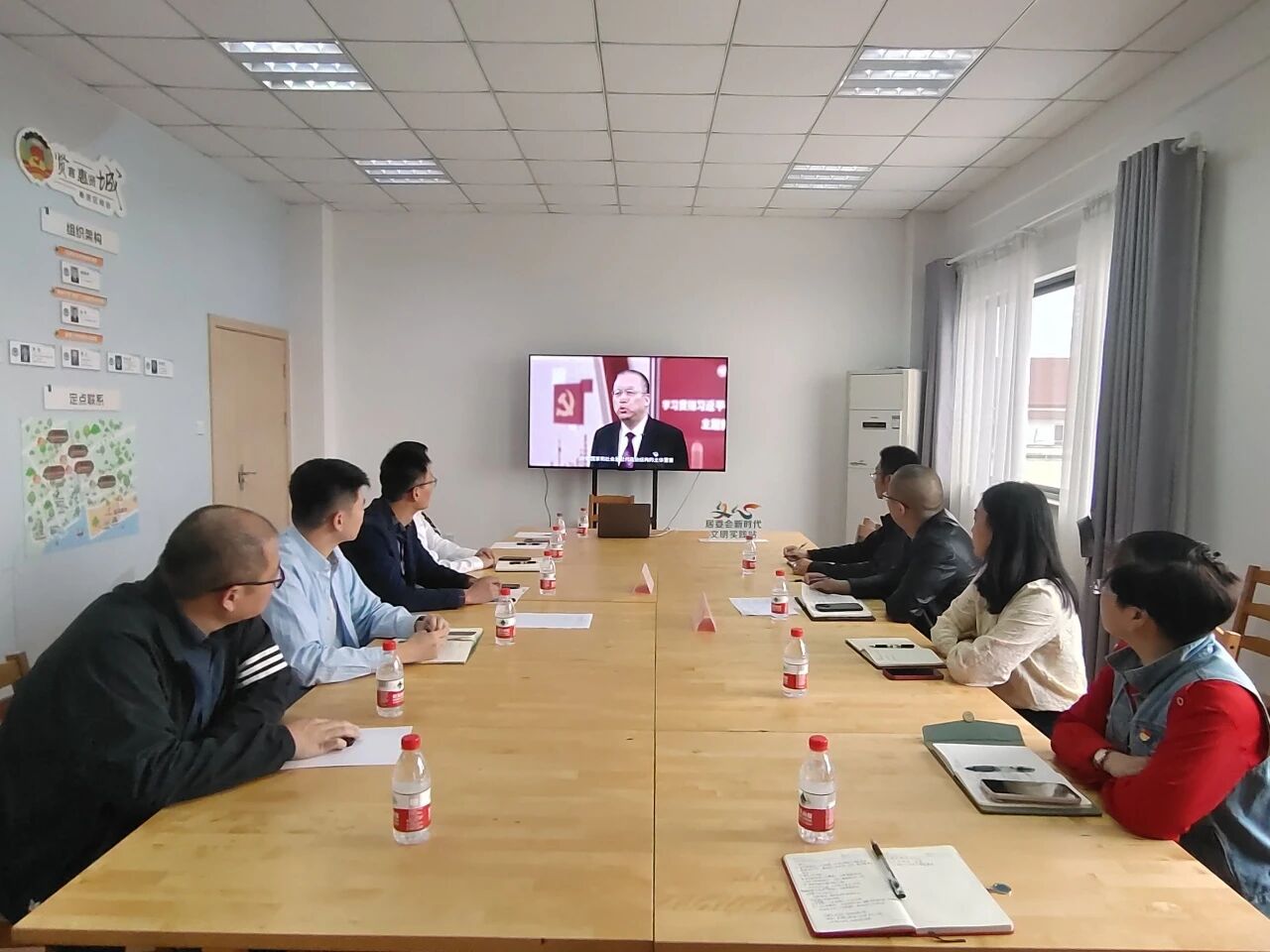 02.jpg