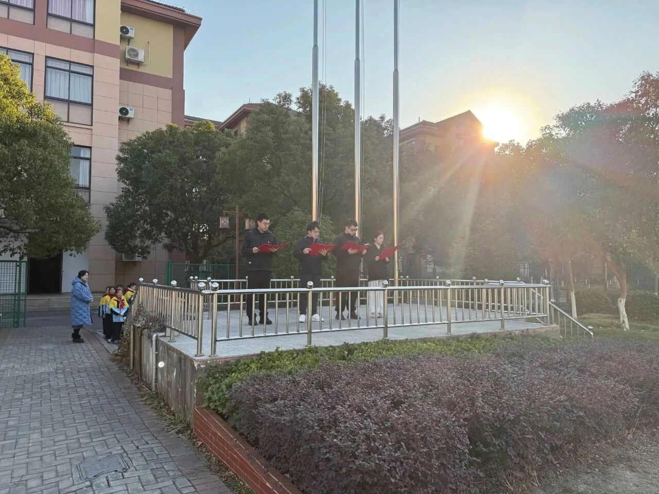 04.jpg